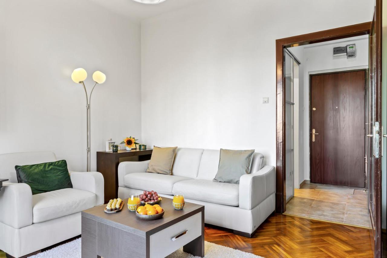 City Vibes Apartment Bucharest Exterior photo